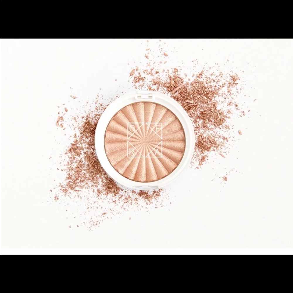 5/$15 OFRA highlighter and K von setting powder